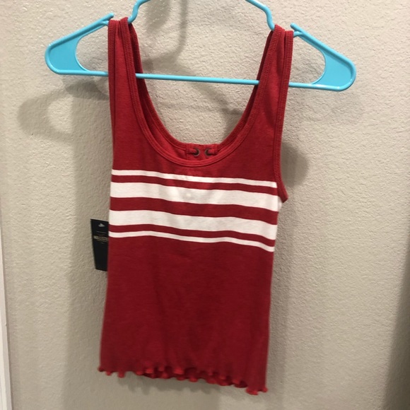 Hollister crop tank - Picture 2 of 4